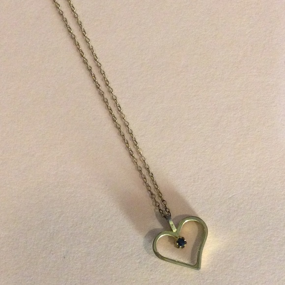 Heart 💙 Necklace - Picture 3 of 7